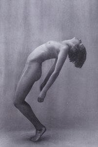 Ciało piękne, kultura fizyczna dla kobiet (zdjęcie czarno-białe) autorstwa Photographer German