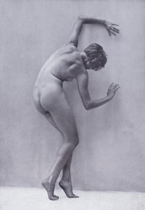 Piękne ciało, kultura fizyczna dla kobiet (zdjęcie czarno-białe) autorstwa Photographer German