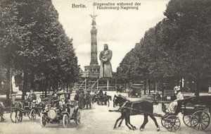 Żelazny Hindenburg, Berlin (zdjęcie czarno-białe) autorstwa Photographer German