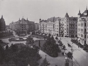 Viktoria Luise-Platz (czarno-białe zdjęcie) autorstwa Photographer German