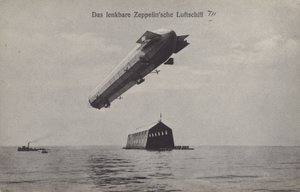 Zeppelin LZ III (zdjęcie czarno-białe) autorstwa Photographer German