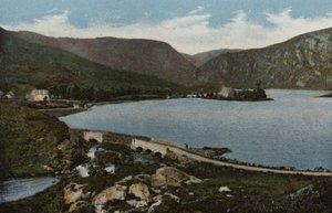 Irlandia Południowa: Oratorium św. Finbara, Gougane-Barra, hrabstwo Kerry (kolorowe zdjęcie) autorstwa Photographer Irish