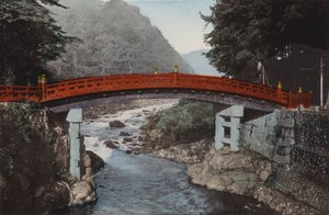 Japonia, ok. 1912: Święty Most w Nikko, 90 mil na północ od Tokio (zdjęcie) autorstwa Photographer Japanese
