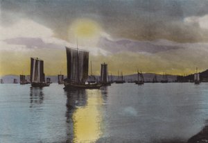 Japonia, ok. 1912: Zachód słońca, wybrzeże Akashi (zdjęcie) autorstwa Photographer Japanese