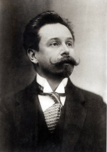 Portret Aleksandra Skriabina (zdjęcie czarno-białe)
