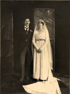 Lady Dorothy Cavendish i Harold Macmillan w dniu ślubu
