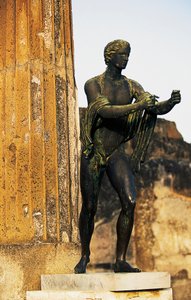 Posąg boga Apolla, Pompeje (Lista Światowego Dziedzictwa UNESCO)