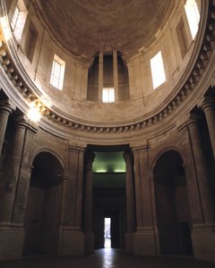 Architektura barokowa: Kaplica Starej Charyta (1679 - 1707), klasztor w Marsylii, autorstwa architekta Pierre