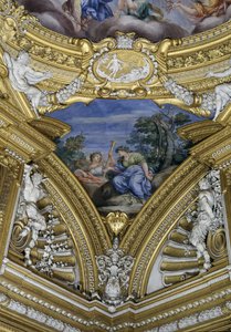 Sala Apolla Sala Apolla detal pendentywu przedstawiającego muzy Thalię i Clio, fresk z ok. 1647 r. autorstwa Pietro da Cortona