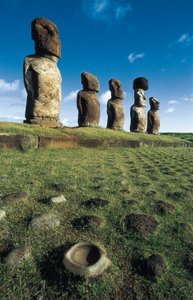 Posągi Moai, Park Narodowy Rapa Nui, Wyspa Wielkanocna, Chile