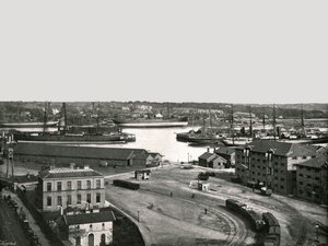 Doki, Southampton, 1895. autorstwa Poulton and Co