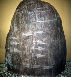 Cywilizacja Camunni. Stela Bagnolo typ 1 a autorstwa Prehistoric Prehistoric