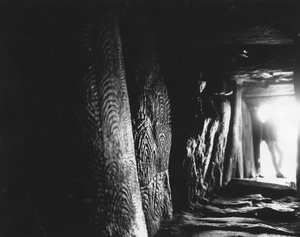 Prehistoria: ryte kamienie Gavrini lub kurhan Gavrini - Morbihan¿ autorstwa Prehistoric Prehistoric