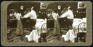 Karta stereoskopowa przedstawiająca kobietę zasznurowaną w gorset, wydana przez American Stereoscopic Company autorstwa R.Y Young