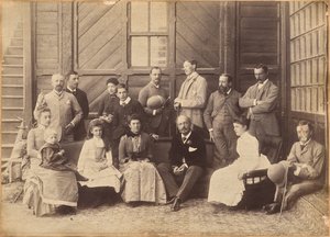 Shimla, 17 maja 1887: Towarzystwo wicekrólewskie. Lord William Beresford, sekretarz wojskowy, kapitan Leonard Gordon A.D.C., panna Clerc, szanowny Basit Blackwood, major F. R. Hamilton A.D.C., pan Oglivie Grant, sir Donald Mackenzie Wallace K.C.E., Privat autorstwa Raja Deen Dayal