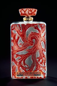 Szklany flakon do perfum Red Coral (Le Corail Rouge) firmy Forvil autorstwa Rene Jules Lalique