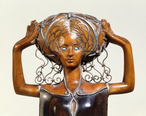 Statuetka Drzewko Książki (Szczegół) autorstwa Richard Joseph Luksch