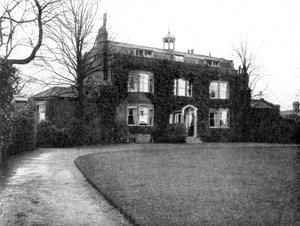 Gadshill, niedaleko Rochester, zakupiony przez Dickensa w 1856, 1923. autorstwa Rischgitz Collection
