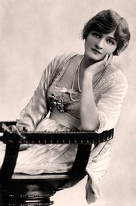 Lily Elsie 1886-1962, angielska aktorka, początek XX wieku.