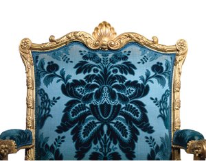 Jeden z pary pozłacanych foteli George III autorstwa Robert Adam