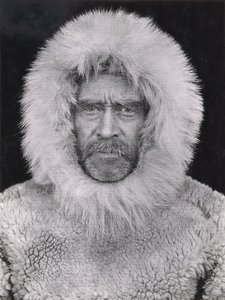 Autoportret, przylądek Sheridan, Kanada autorstwa Robert Edwin Peary