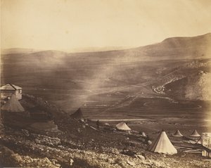 Obóz kawalerii, widok w kierunku Kadikoi. autorstwa Roger Fenton
