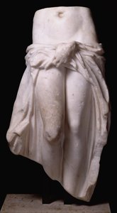 Afrodyta trzymająca swoje szaty, z Trypolisu, ok. 370-24 pne (marmur) autorstwa Roman