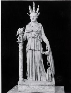 Atena Partenos, kopia oryginału z V wieku autorstwa Fidiasza (ok. 500-ok. 432 pne) (marmur) (zdjęcie czarno-białe) autorstwa Roman