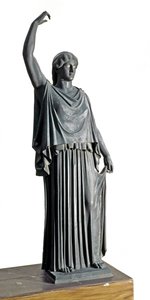 Tancerka (posąg z brązu) autorstwa Roman