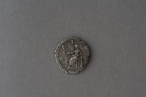 Denar Faustyny (srebro) autorstwa Roman