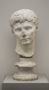 Głowa cesarza Augusta (marmur) autorstwa Roman
