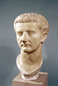 Głowa cesarza Tyberiusza (42 pne-37 ne) (marmur)