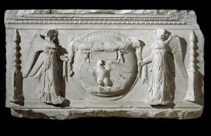 Marmurowy fragment reliefu z Plaza de la Consolazione w Rzymie autorstwa Roman
