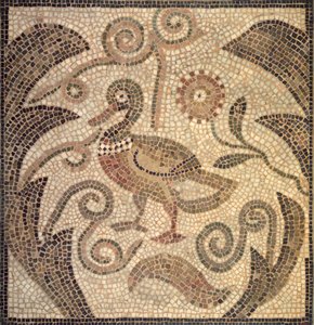 Mozaika kaczki zwróconej w winorośl (kamień i zaprawa) autorstwa Roman