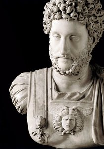 Sztuka rzymska: „” Cesarz rzymski Kommodus (161-192)”” Popiersie z marmuru - Musei Capitolini Rzym - Popiersie cesarza Kommodusa (161-192) - Rzeźba z marmuru - Musei Capitolini, Rzym, Włochy autorstwa Roman