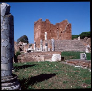 Sztuka rzymska: widok ruin stolicy, stanowisko archeologiczne Ostia autorstwa Roman