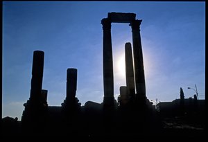 Rzymskie ruiny, Amman, Jordania, Bliski Wschód autorstwa Roman