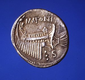 Srebrna moneta przedstawiająca galerę, 91 r. n.e. autorstwa Roman