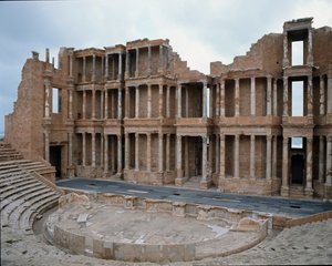 Scena teatru rzymskiego, II-III w. autorstwa Roman