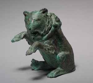 Ampula Olejowa w Postaci Tańczącego Niedźwiedzia, 200s autorstwa Roman Imperial Period