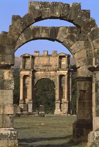 Łuk triumfalny zbudowany na cześć cesarza Karakalli, Okres Wielkiego Cesarstwa (27 p.n.e.-395 n.e.) autorstwa Roman Imperial Period