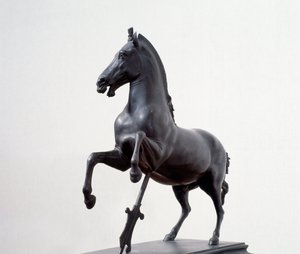 Galopujący koń (rzeźba z brązu według greckiego oryginału z IV wieku p.n.e.) autorstwa Roman Roman