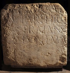 Część większego napisu Hadriana, II wne (kamień) autorstwa Roman Roman