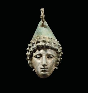 Hełm Crosby Garrett, koniec I-II wne (brąz) (patrz także 871729-34, 482018 i 413093-94) autorstwa Roman Roman