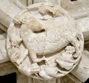Baranek, fragment sklepienia kaplicy św. Wawrzyńca (Saint-Laurent), zniknął na kilka lat i pierwotnie znajdował się nad opactwem cystersów w Fontenay (opactwo Fontenay, Burgundia, Francja: fragment zwornika przedstawiający baranka) autorstwa Romanesque