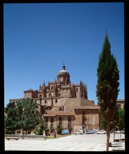 Widok na katedrę autorstwa Romanesque