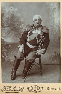 Generał Konstantin Pawłowicz Preżbiano 1840-1905, 1888. autorstwa Rowno . Photo studio N. Dubravski