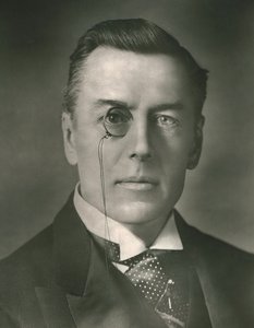 Czcigodny Józef Szambelan, c1907. autorstwa Russell and Sons