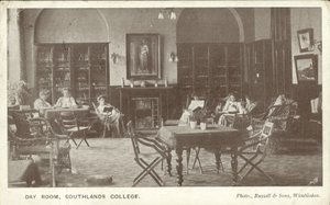 Pokój dzienny, Southlands College, Roehampton, Londyn (zdjęcie czarno-białe) autorstwa Russian Photographer