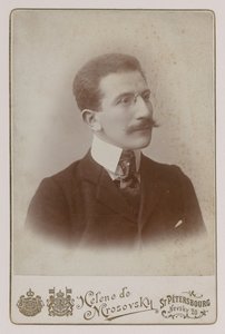 Portret malarza Leona Baksta (1866-1924) autorstwa Russian Photographer